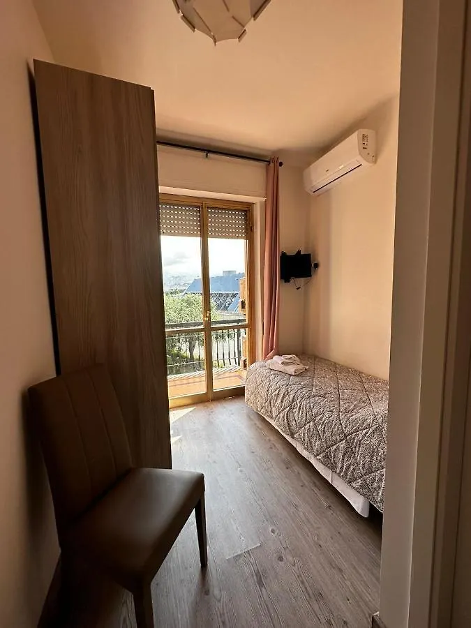 Hotel La Pineta Carrara Itália